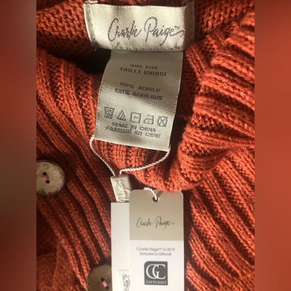 NWT Charlie Paige women’s white river tra cabernet poncho - Picture 5 of 6